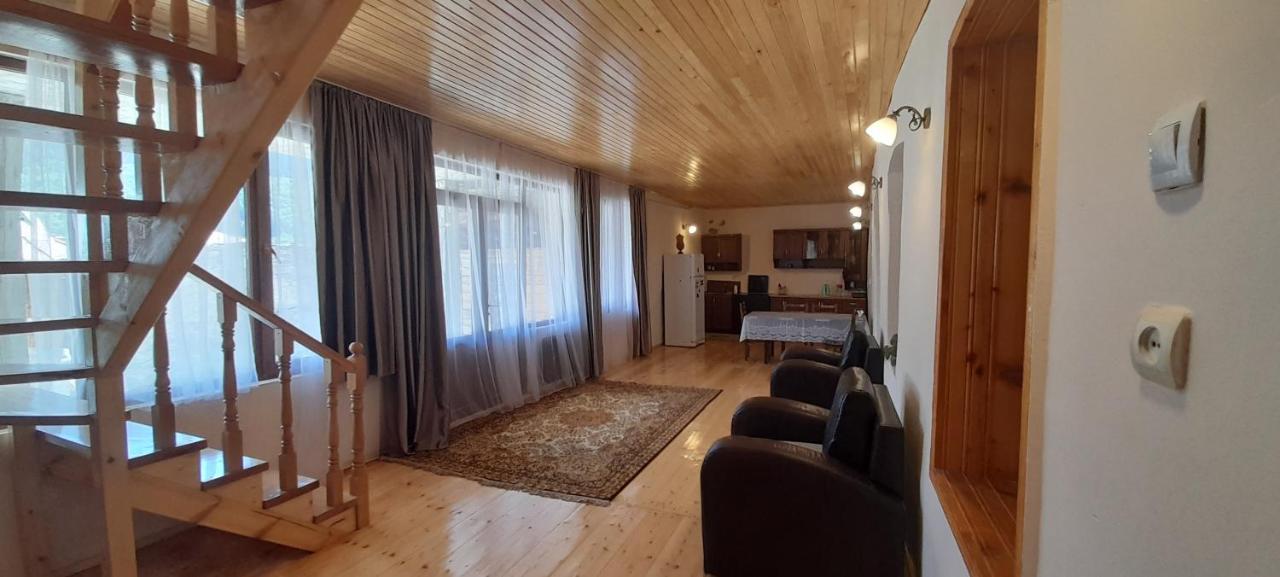 Guest House Lekhtagi メスティア エクステリア 写真