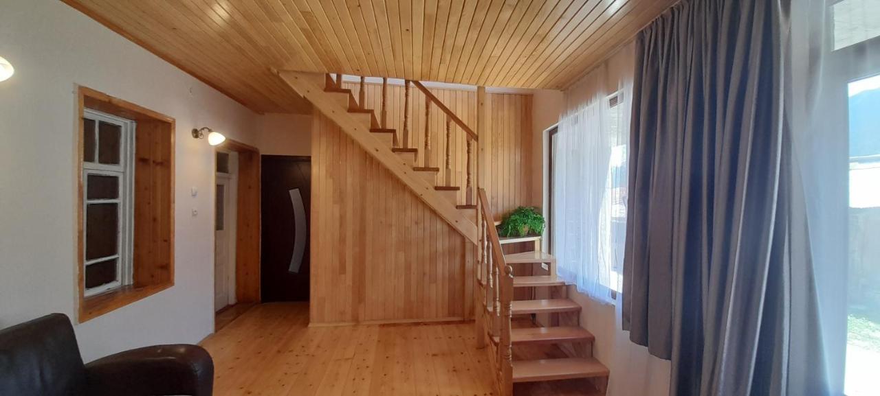 Guest House Lekhtagi メスティア エクステリア 写真